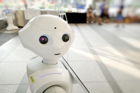 Photo of a robot representing AI